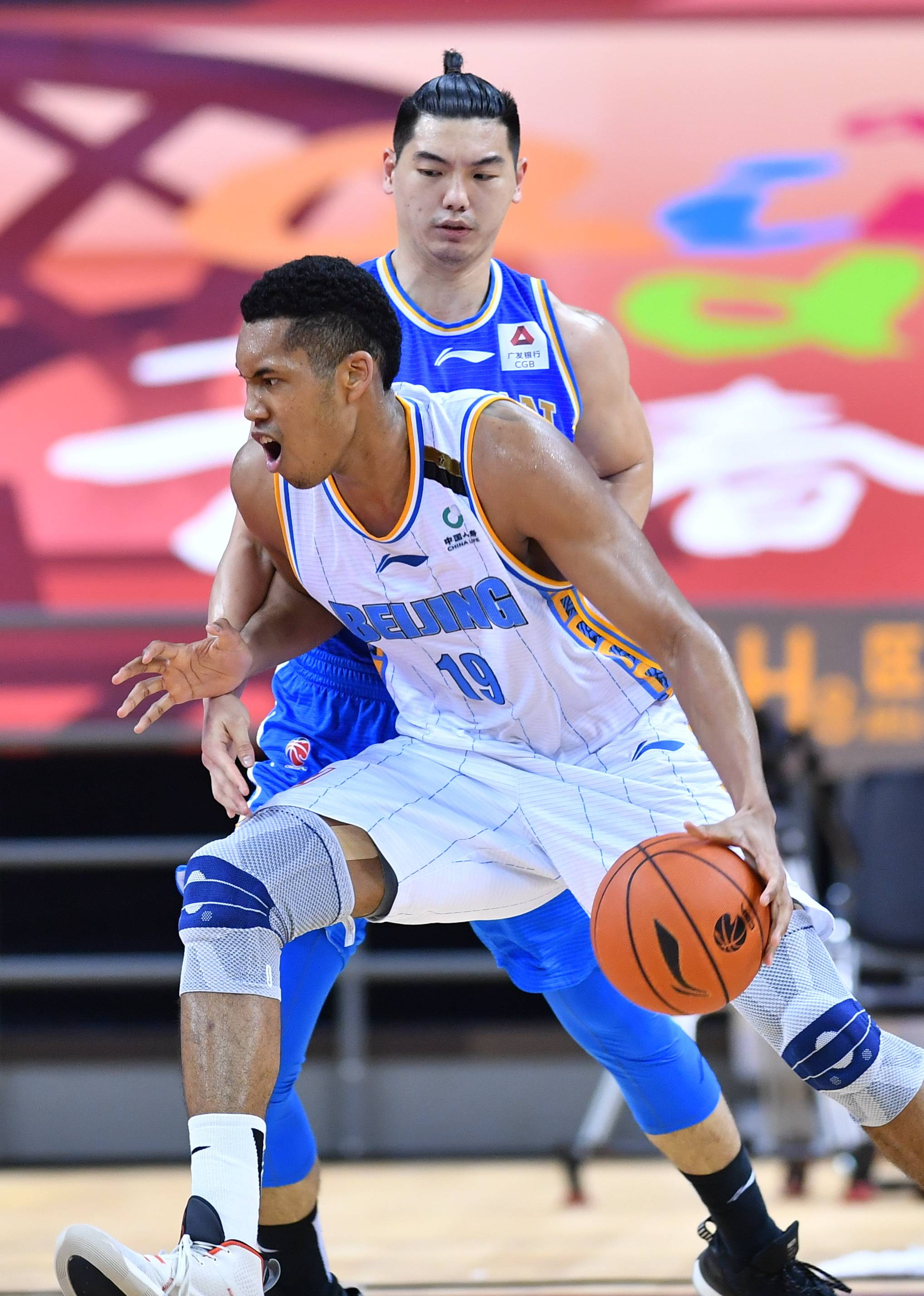 胜利离不开 胜利离不开