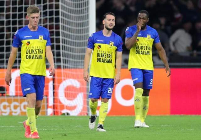 向球迷以及 向球迷以及